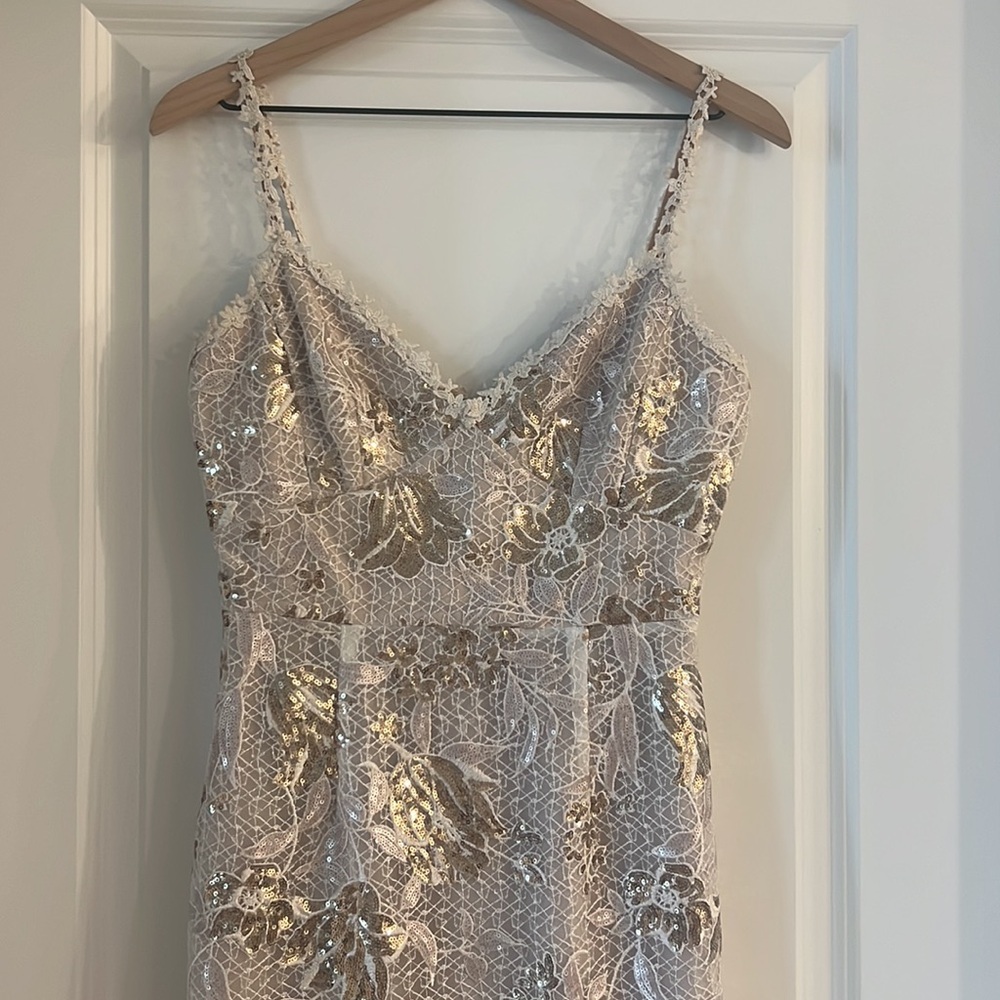 MARCHESA NOTTE Floral Sequin Gown Size 2 - Picture 7 of 11